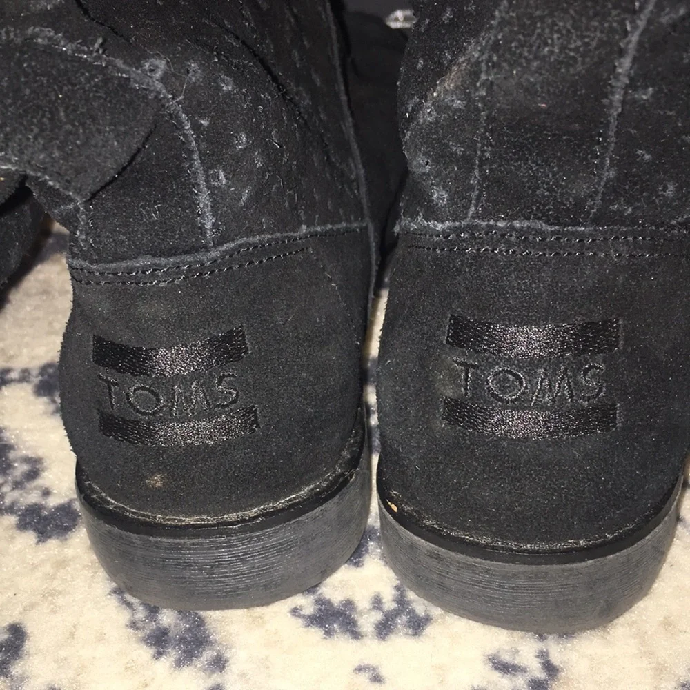 Toms swede black